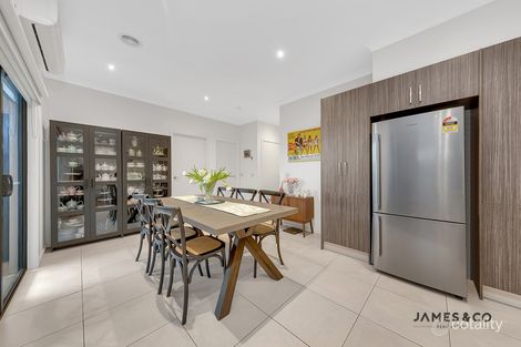 Property photo of 2/12 Chettam Street Epping VIC 3076
