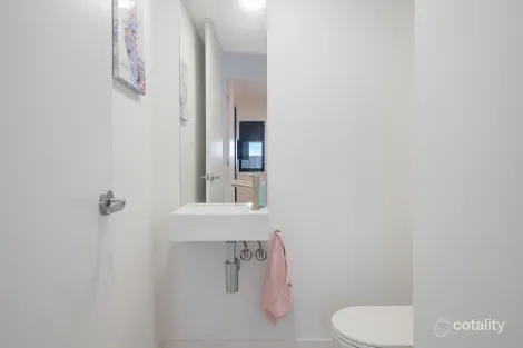 Property photo of 22 Whitehaven Road Newport QLD 4020