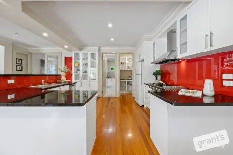 Property photo of 150 Drysdale Avenue Narre Warren North VIC 3804