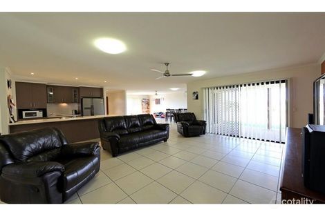 Property photo of 4 Dipperu Court Branyan QLD 4670