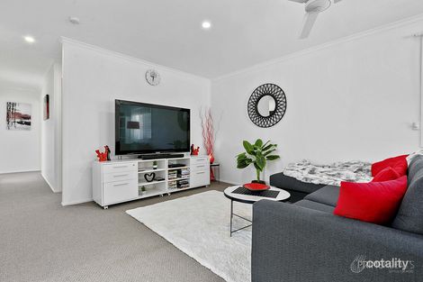 Property photo of 8 Mark Avenue Toogoom QLD 4655