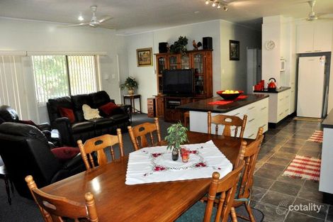 Property photo of 26 Circular Way Trunding QLD 4874