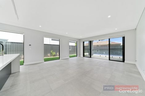 Property photo of 25 Burns Road Picnic Point NSW 2213