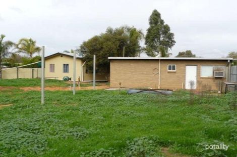Property photo of 3 Myall Crescent Red Cliffs VIC 3496
