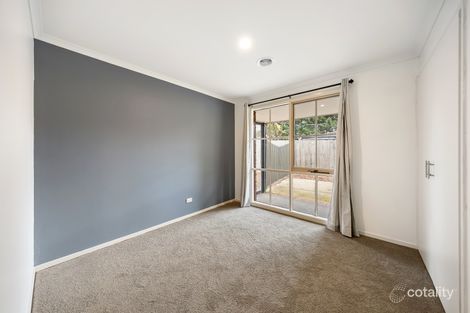 Property photo of 14 Cameron Way Pakenham VIC 3810