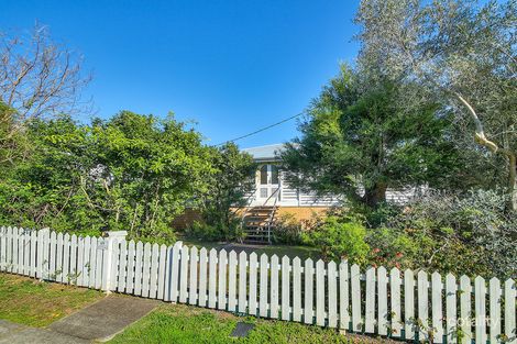 Property photo of 69 Mildmay Street Fairfield QLD 4103