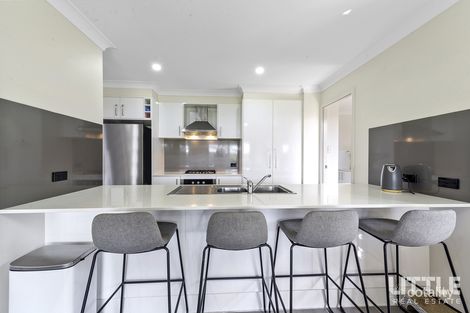 Property photo of 35 Daybreak Street Yarrabilba QLD 4207