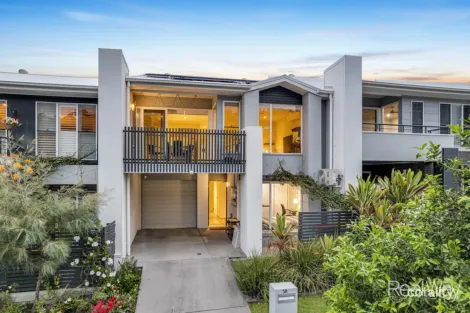 Property photo of 58 Russell Luhrs Way Spring Mountain QLD 4300