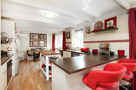 Property photo of 2 Brixton Place Melton VIC 3337