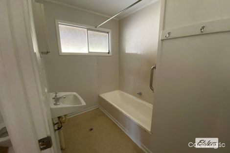 Property photo of 17 Beresford Crescent Dysart QLD 4745