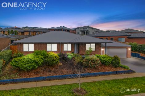 Property photo of 8 Samuel Drive Drouin VIC 3818