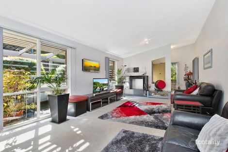 Property photo of 30 Carrathool Avenue Rosebud VIC 3939