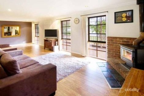 Property photo of 18 Stuart Drive Woodend VIC 3442