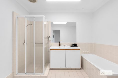 Property photo of 2/5 Alexander Court Tweed Heads South NSW 2486
