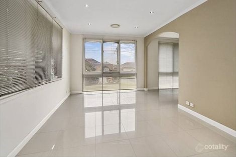 Property photo of 17 Ikara Crescent Moorebank NSW 2170