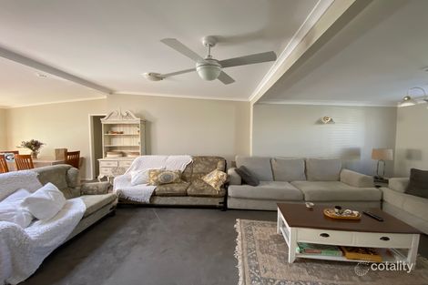 2/106 Pur Pur Ave, Lake Illawarra, NSW 2528