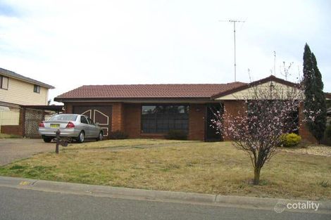 15 Tuna Pl, St Clair, NSW 2759