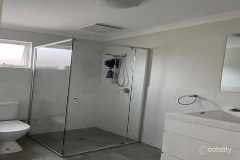 Property photo of 52 Waterton Way Cooloongup WA 6168