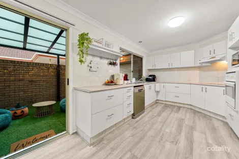 Property photo of 12 Daffodil Place Runcorn QLD 4113