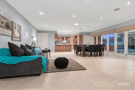 Property photo of 11 Semillon Court Sunbury VIC 3429