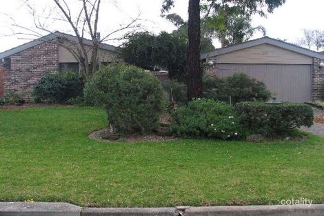 Property photo of 10 Sammut Crescent Chipping Norton NSW 2170