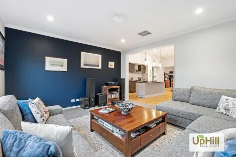 Property photo of 5 Rural Road Officer South VIC 3809