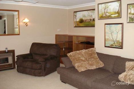Property photo of 5 Yarnall Place Ferndale WA 6148