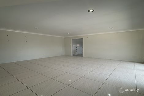 Property photo of 10 Hentic Court Werrington County NSW 2747