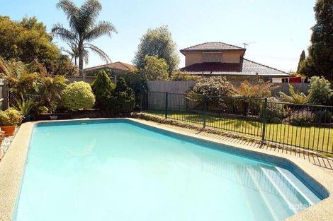 Property photo of 8 Roosevelt Court Dingley Village VIC 3172