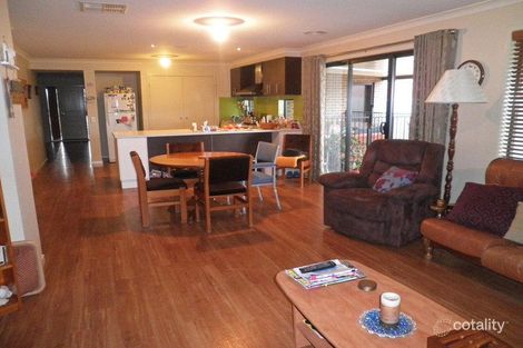 Property photo of 31 Tobin Crescent Epsom VIC 3551