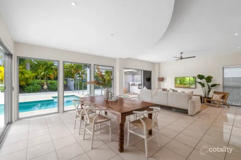 Property photo of 16 Rocklea Drive Southside QLD 4570