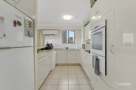Property photo of 57/121 Surf Parade Broadbeach QLD 4218