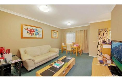 Property photo of 2/90 Gilba Road Girraween NSW 2145
