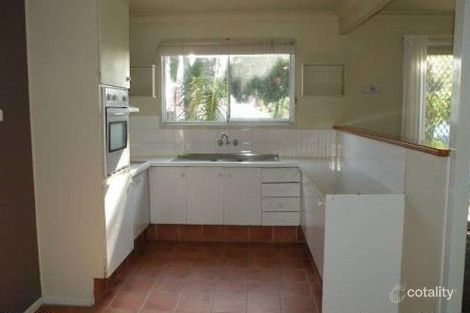Property photo of 12 Aroona Avenue Broadbeach Waters QLD 4218
