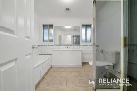 Property photo of 108 Purchas Street Werribee VIC 3030