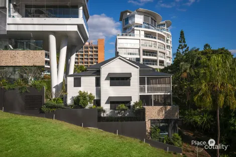 Property photo of 11 Thornton Street Kangaroo Point QLD 4169