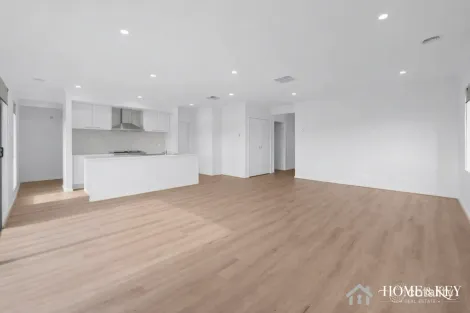 Property photo of 9 Yarding Street Donnybrook VIC 3064