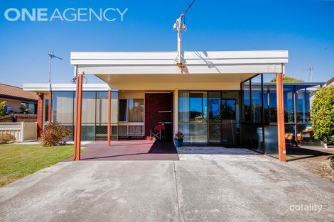 2/12 The Lee, Devonport, TAS 7310