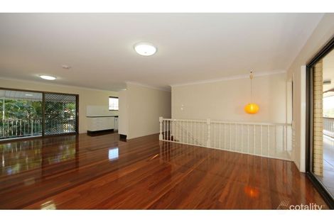 Property photo of 4 Miandetta Street Mansfield QLD 4122