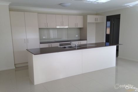 Property photo of 8 Kural Crescent Fletcher NSW 2287