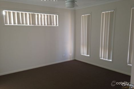 Property photo of 8 Kural Crescent Fletcher NSW 2287