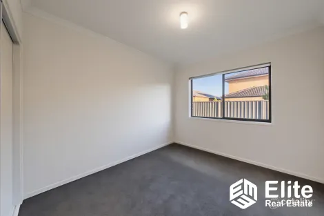 Property photo of 11 Radiance Street Tarneit VIC 3029