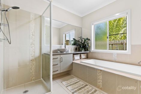 Property photo of 17 Ace Drive Glenvale QLD 4350