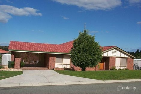 Property photo of 2 Flora Gardens Alexander Heights WA 6064