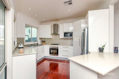 Property photo of 21 Boundary Street Kotara South NSW 2289