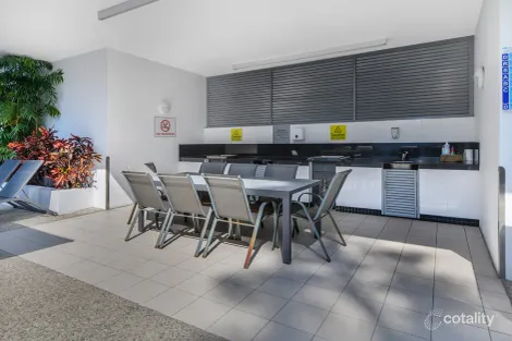 Property photo of 113/25-29 Surf Parade Broadbeach QLD 4218