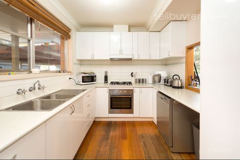 Property photo of 8 Warsaw Crescent Wodonga VIC 3690