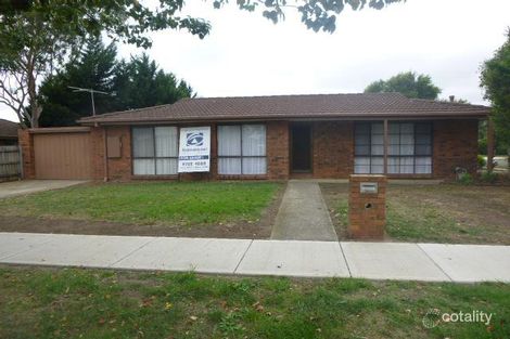 Property photo of 1/120 Fleetwood Drive Narre Warren VIC 3805