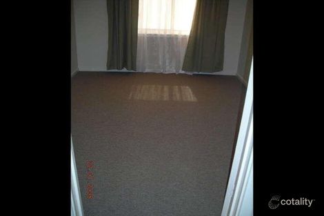 Property photo of 28 Felix Crescent Morphett Vale SA 5162