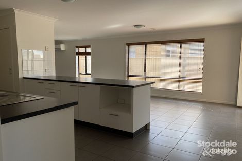 Property photo of 9 Teatree Place Kialla VIC 3631